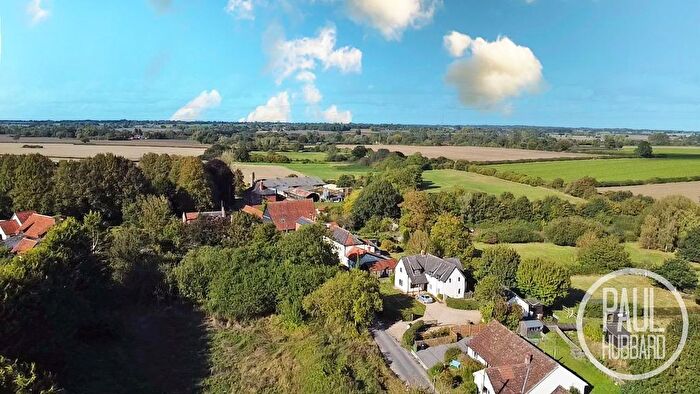 5 Bedroom Detached House For Sale In The Street, Tibenham, NR16