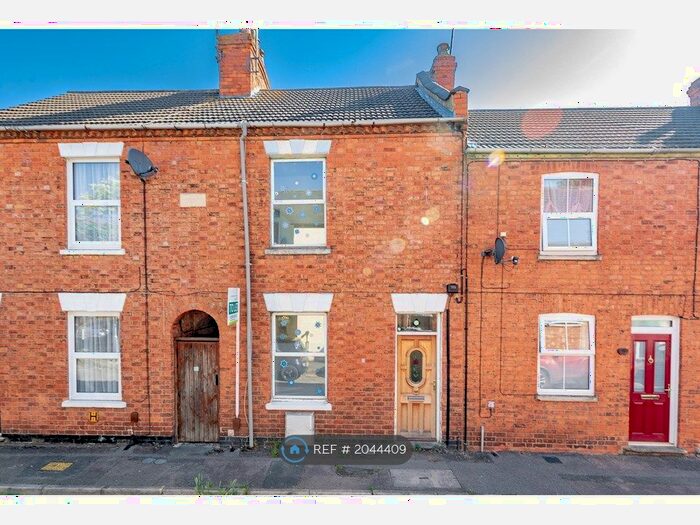 2 Bedroom Terraced House To Rent In Wallace Street, New Bradwell, Milton Keynes, MK13