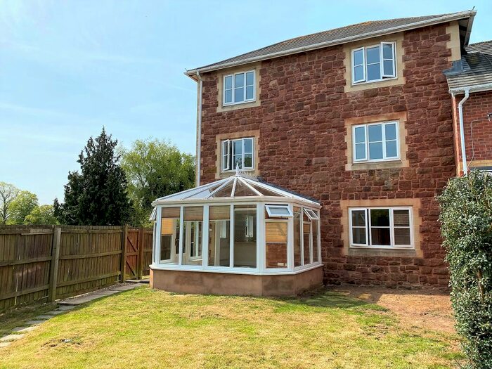 4 Bedroom Terraced House To Rent In North Villas, Cotford St. Luke, Taunton, TA4