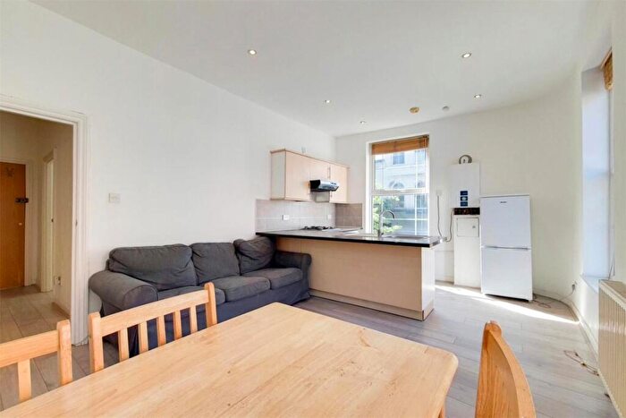 1 Bedroom Flat To Rent In High Street Sutton, Sutton, SM1