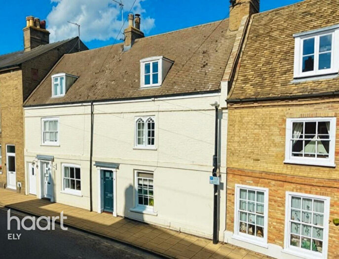 3 Bedroom Terraced House For Sale In Waterside, Ely, CB7