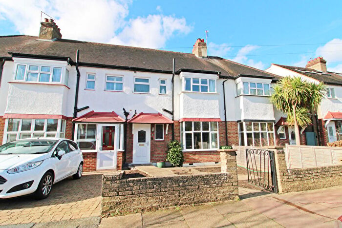 3 Bedroom Terraced House For Sale In Glanfield Road, Beckenham, BR3