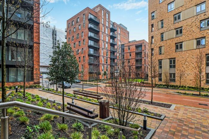 1 Bedroom Flat To Rent In Azure House, Clarendon, Wood Green, N8