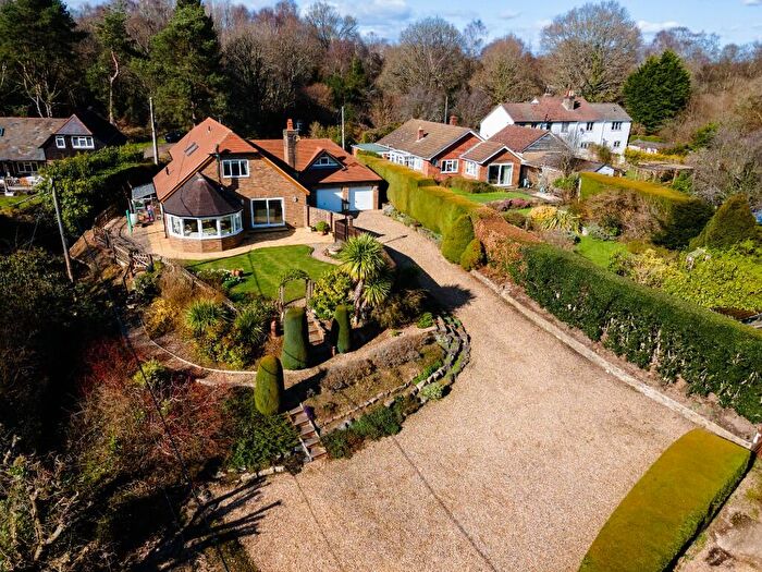 4 Bedroom Detached House For Sale In Open Day Th May Am - Pm, GU30
