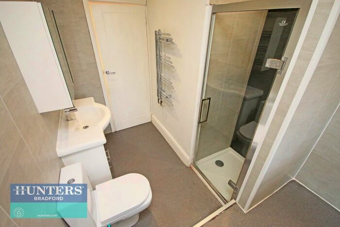 1 Bedroom Terraced House To Rent In Hill Street, Bradford, West Yorkshire, BD6