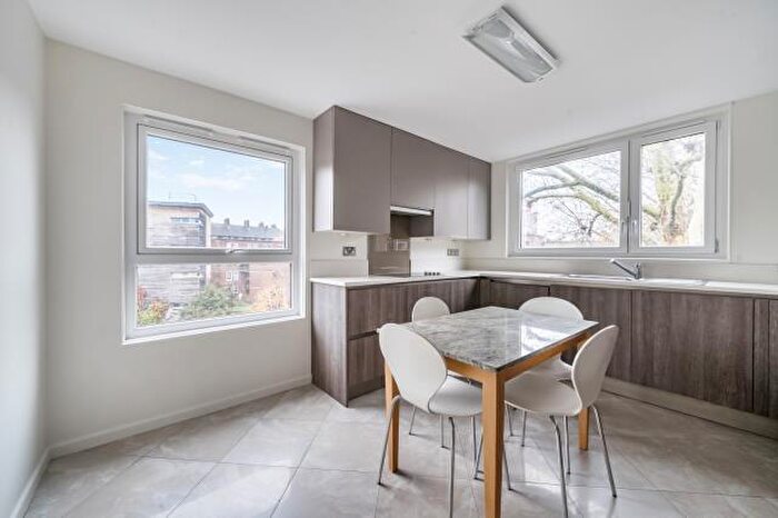 2 Bedroom Apartment For Sale In Henderson Drive, London, NW8