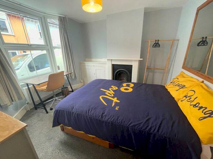 3 Bedroom Terraced House To Rent In Toronto Terrace, Brighton, BN2