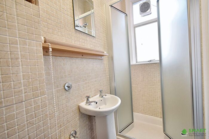 1 Bedroom Flat For Sale In Blackall Road, Exeter, EX4