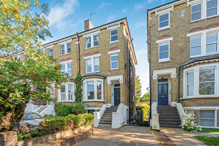 2 Bedroom Property For Sale In Churchfield Road, West Ealing, W13