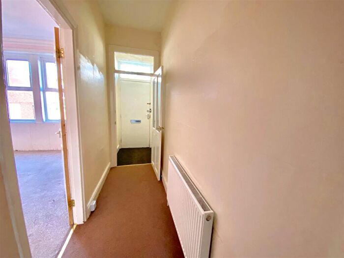 2 Bedroom Apartment To Rent In Brinkburn Avenue, Bensham, Gateshead, NE8