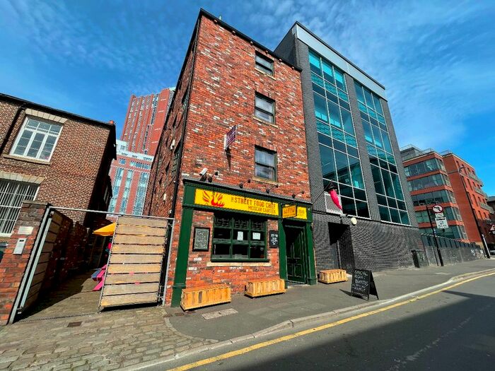 3 Bedroom Flat To Rent In Lion Works, Arundel Street, S1