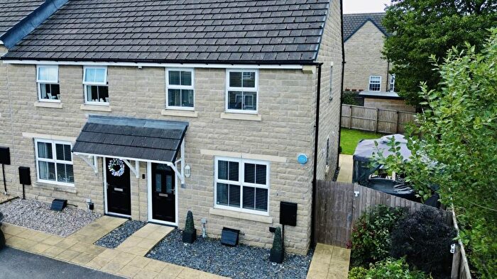 2 Bedroom Terraced House For Sale In Manywells Close Cullingworth, BD13