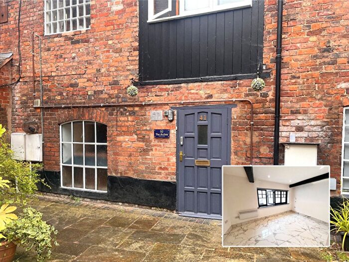 1 Bedroom Flat To Rent In Wyle Cop, Shrewsbury, Shropshire, SY1