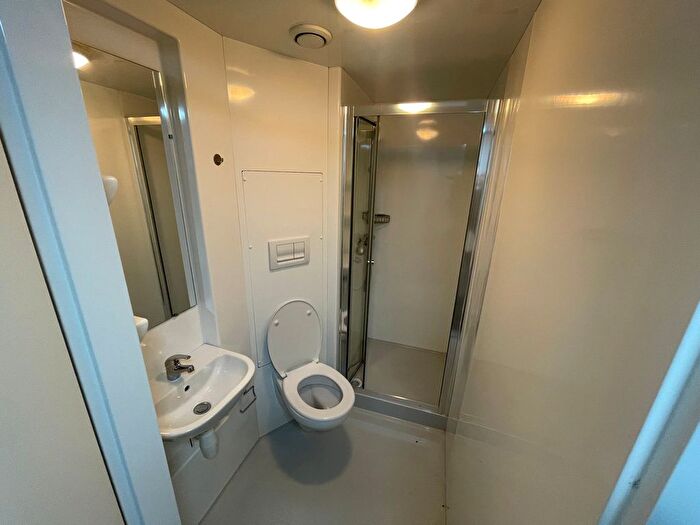 Studio To Rent In Bridge Road, Birmingham, B8