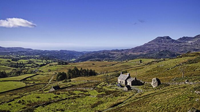 4 Bedroom House For Sale In Cwm Teigl, Blaenau Ffestiniog, LL41