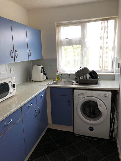 2 Bedroom Flat To Rent In Wendiburgh Street, Coventry, CV4