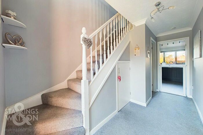 4 Bedroom Detached House For Sale In Church Meadow, Alpington, Norwich, NR14