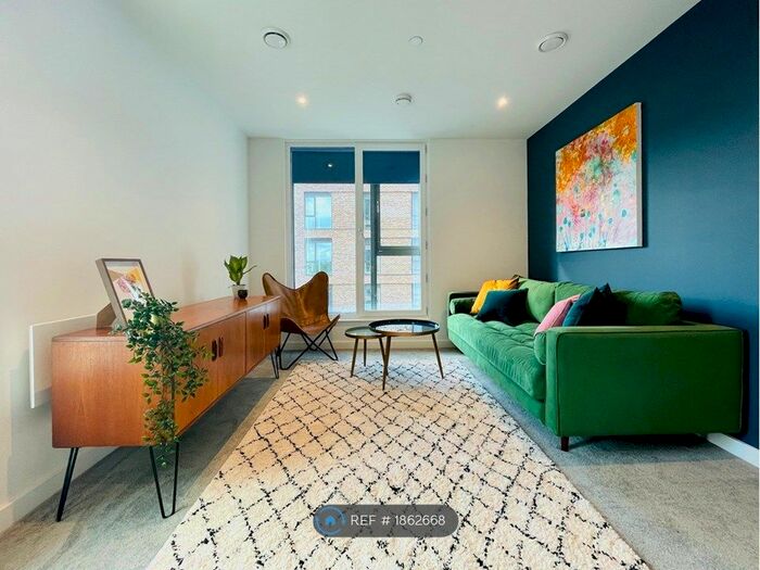 2 Bedroom Flat To Rent In Wharf End, Trafford Park, Manchester, M17