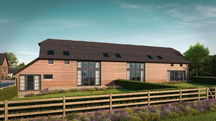 4 Bedroom Barn Conversion For Sale In Warren Farm, Tunbridge Wells, TN3