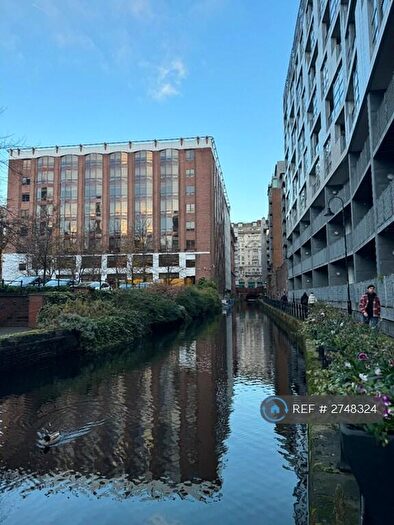 3 Bedroom Flat To Rent In The Lock Building, Manchester, M1