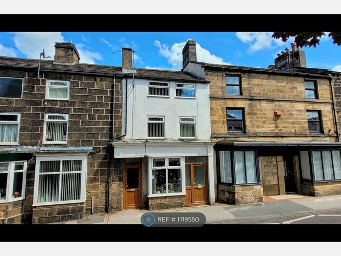 2 Bedroom Flat To Rent In Bridge Street, Otley, LS21