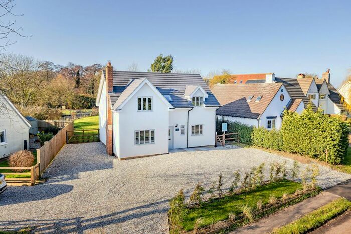 4 Bedroom Detached House For Sale In Blacksmiths Lane, Reed, SG8