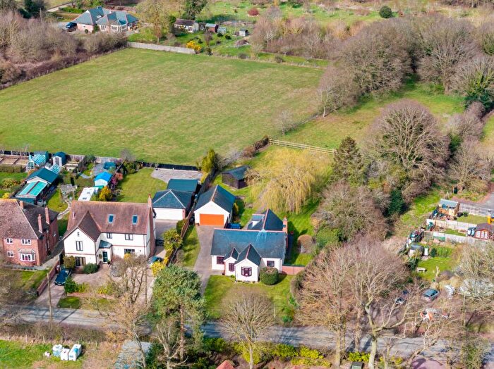 3 Bedroom Equestrian Facility For Sale In Abberton Road, Layer-De-La-Haye, Colchester, Essex, CO2