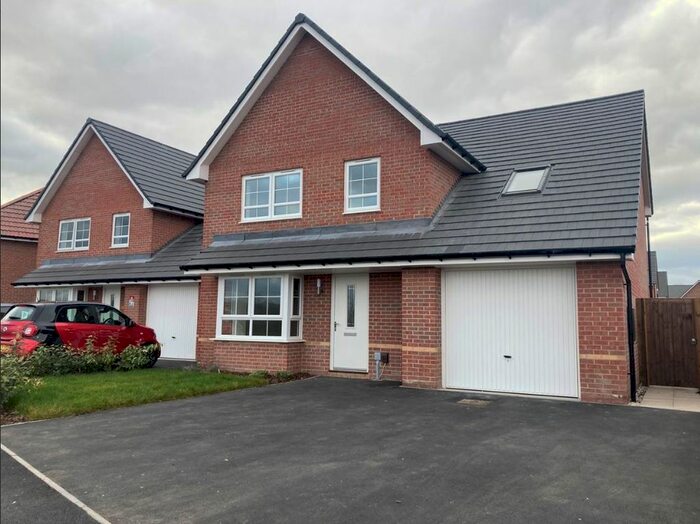 4 Bedroom Property To Rent In Thornton Mews, Bingham, Nottingham, NG13