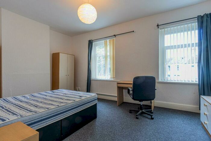 5 Bedroom Private Hall To Rent In Cogan Terrace, Cathays, CF24