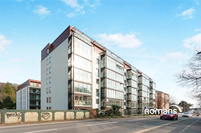 1 Bedroom Flat To Rent In Farnborough Road, Farnborough, Hampshire, GU14