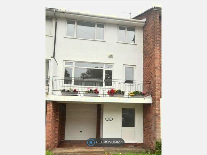 3 Bedroom Terraced House To Rent In Ringwood, Prenton, CH43
