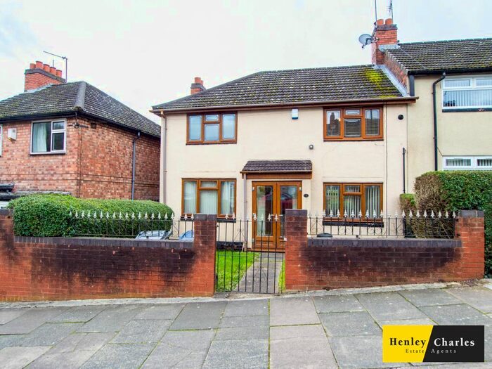 3 Bedroom Semi-Detached House To Rent In Victoria Road, Erdington, Birmingham, B23
