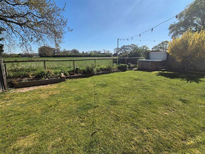 2 Bedroom Bungalow For Sale In Mallard Close, Hordle, Lymington, Hampshire, SO41