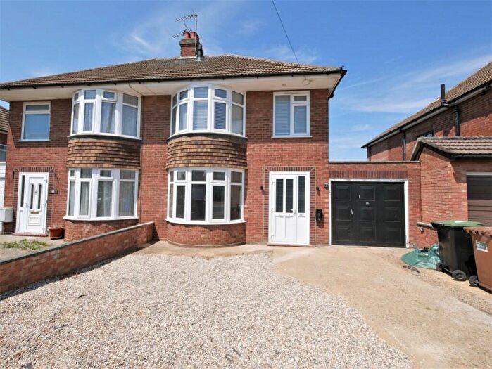 3 Bedroom Semi-Detached House For Sale In Rosecroft Road, Ipswich, Suffolk, IP1