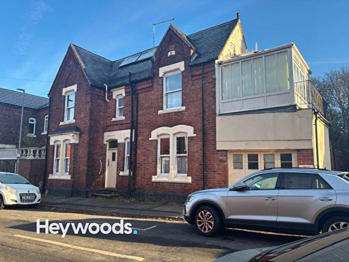 2 Bedroom Link Detached House For Sale In Marsh Cottage, Victoria Road, Newcastle, Staffordshire, ST5