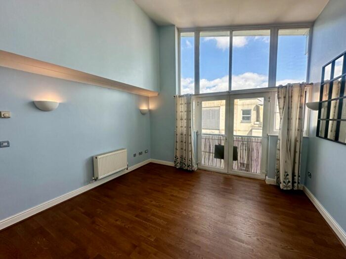2 Bedroom Flat To Rent In Merchants Place, Rendezvous Street, CT20