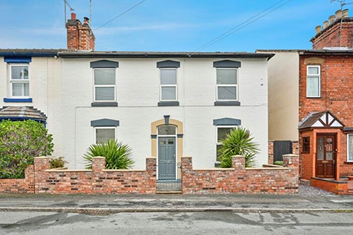 3 Bedroom End Of Terrace House For Sale In Ingestre Road, Stafford, Staffordshire, ST17