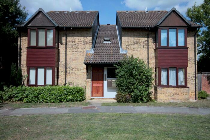 1 Bedroom Flat To Rent In Wilsdon Way, Kidlington, Oxfordshire, OX5