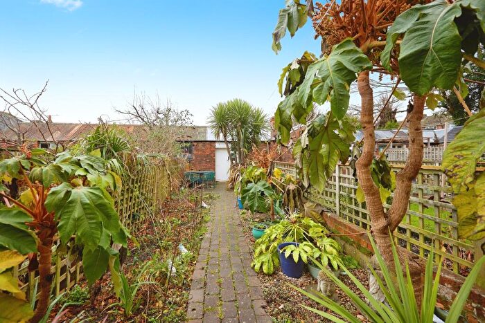 2 Bedroom Character Property For Sale In Bryanston Street, Blandford Forum, DT11