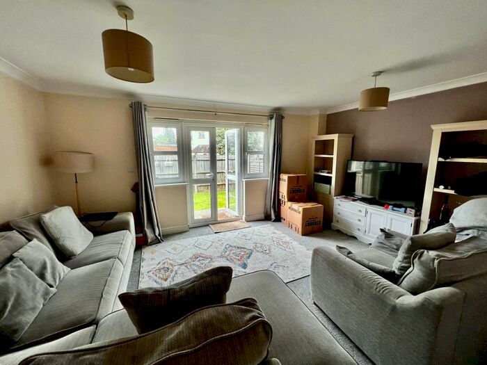 2 Bedroom End Of Terrace House To Rent In Waterloo Road, Epsom, KT19