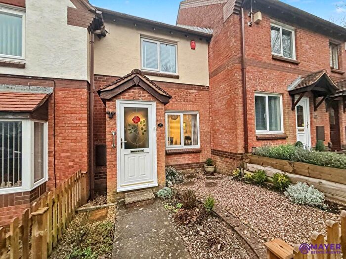 2 Bedroom Terraced House For Sale In Summerlands Close, Plymouth, PL7
