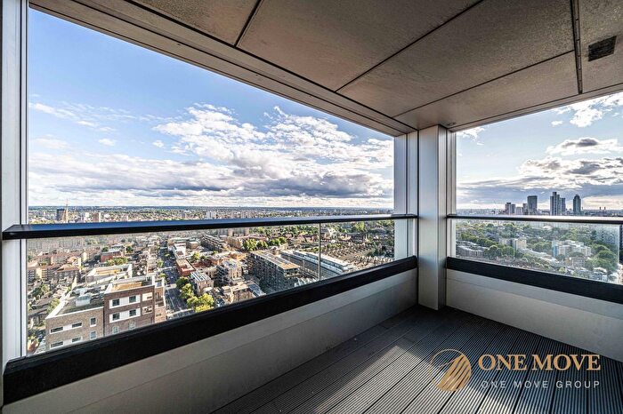 2 Bedroom Flat For Sale In Deacon Street, Hurlock Heights, SE17