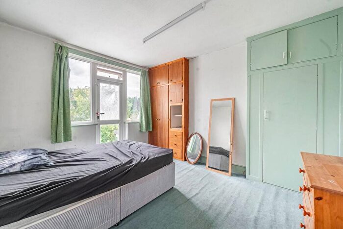5 Bedroom House To Rent In Whitmore Road, Harrow, HA1