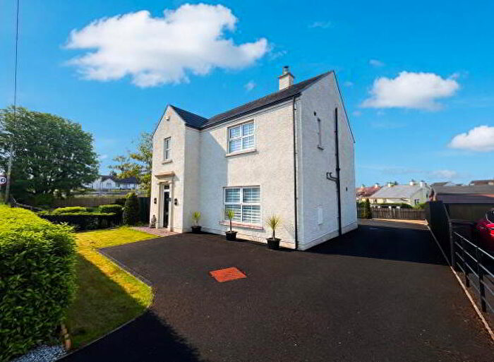 3 Bedroom Detached House For Sale In Dromore Road, Irvinestown, BT94