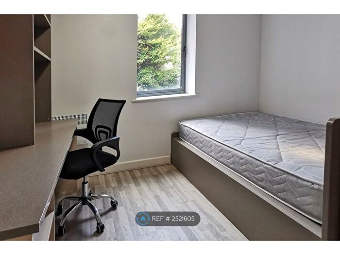 Studio To Rent In Holborn Approach, Leeds, LS6
