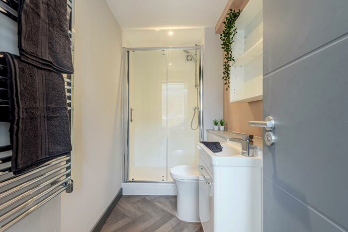 Apartment To Rent In Aylesbury, Buckinghamshire, HP20