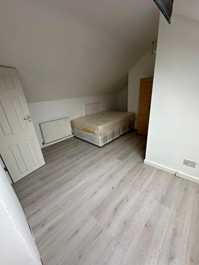 Studio To Rent In Jesmond Avenue, Wembley, HA9