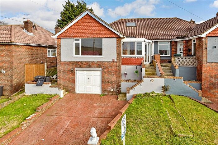 4 Bedroom Chalet For Sale In Selba Drive, Brighton, East Sussex, BN2