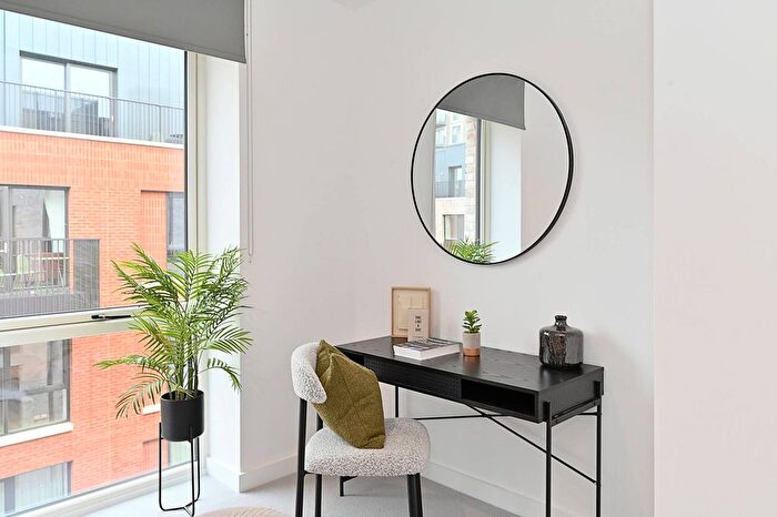 1 Bedroom Flat For Sale In Brent Cross Town, Brent Cross, NW2