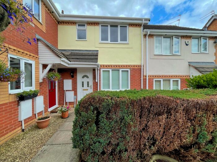 3 Bedroom Terraced House To Rent In Holywell Close, St. Annes, Bristol, BS4